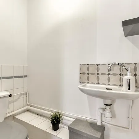 Le Queen - Wifi - Parking Gratuit - Climatisation - - Equipee Appartement Carcassonne
